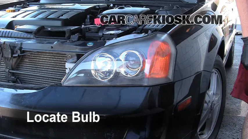 2004 Suzuki Verona LX 2.5L 6 Cyl. Lights Turn Signal - Front (replace bulb)